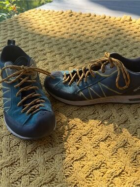Scarpa Gecko Lite Approach Shoes Men’s Size 10 Gray Blue Toe Guard Hiking Climb